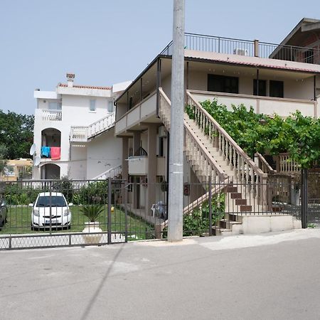 Apartmani Janosevic Sutomore Exterior photo