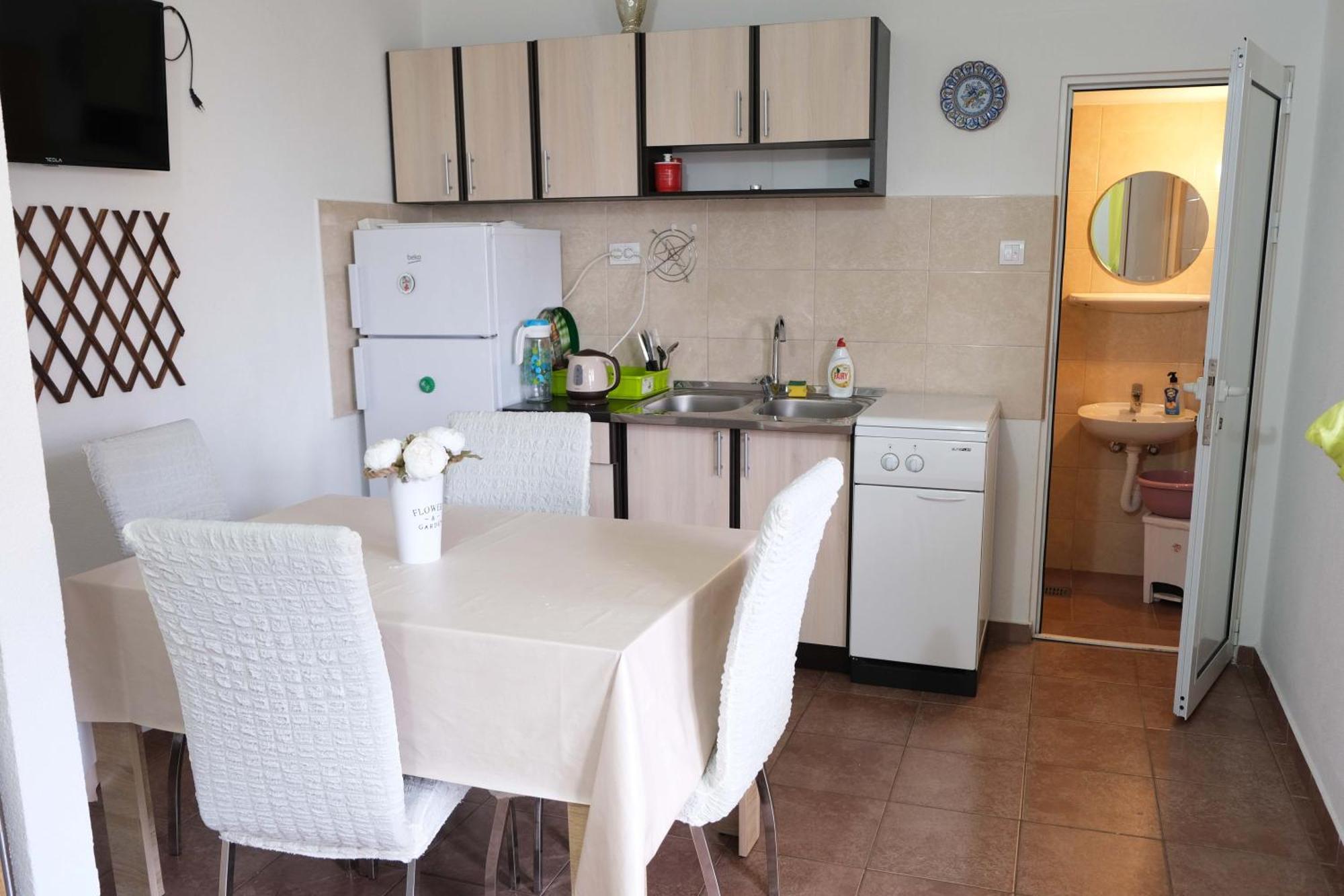Apartmani Janosevic Sutomore Exterior photo