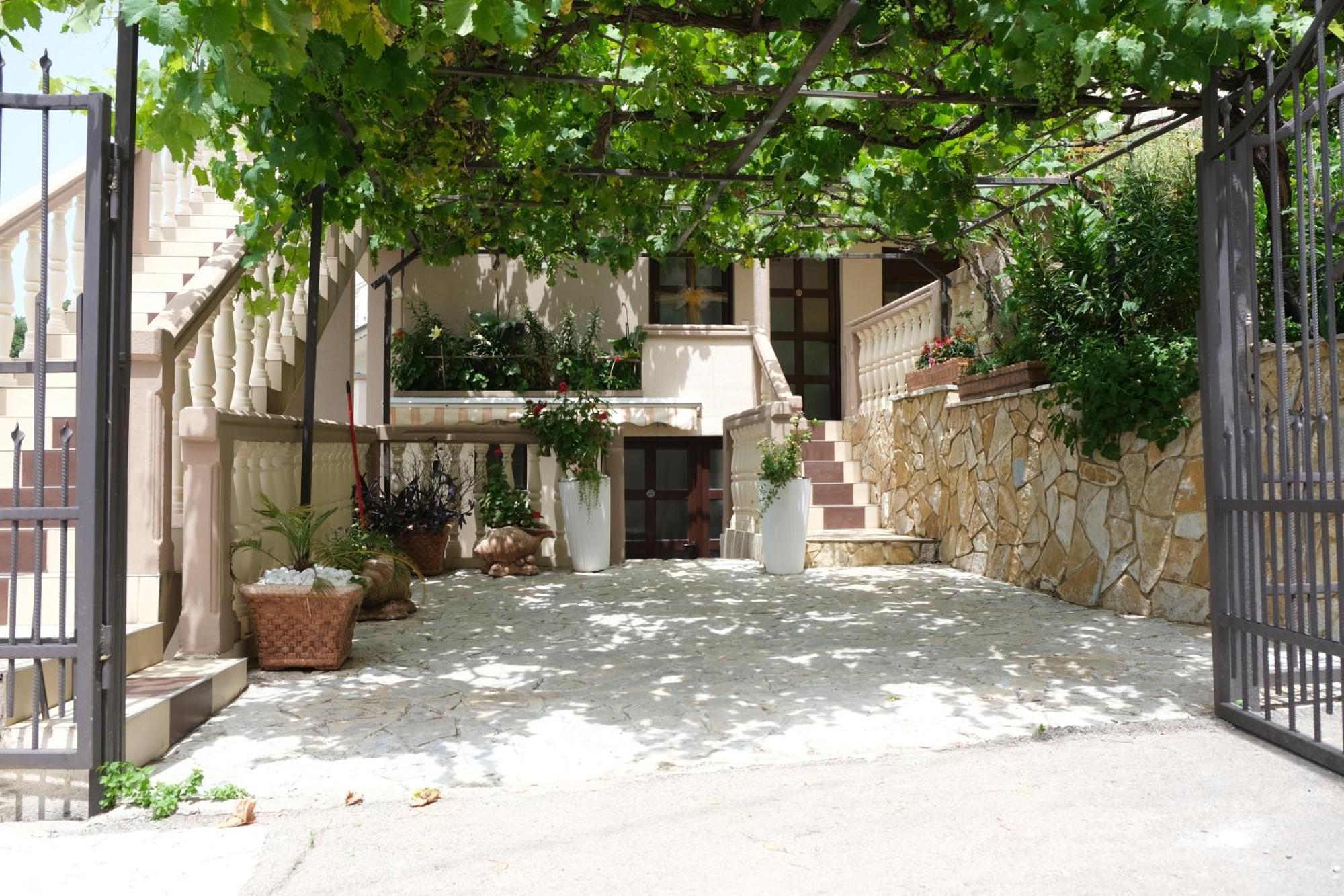 Apartmani Janosevic Sutomore Exterior photo